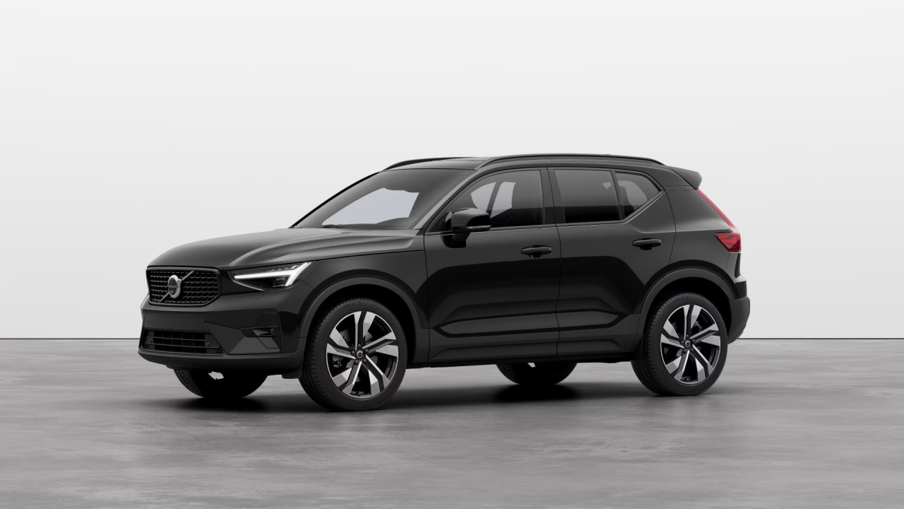 The Volvo XC40 Dark Edition, released in April as an online-exclusive, sold 44 units in four minutes. (Volvo Car Korea)